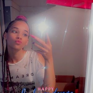 Meet your Posher, Brianna